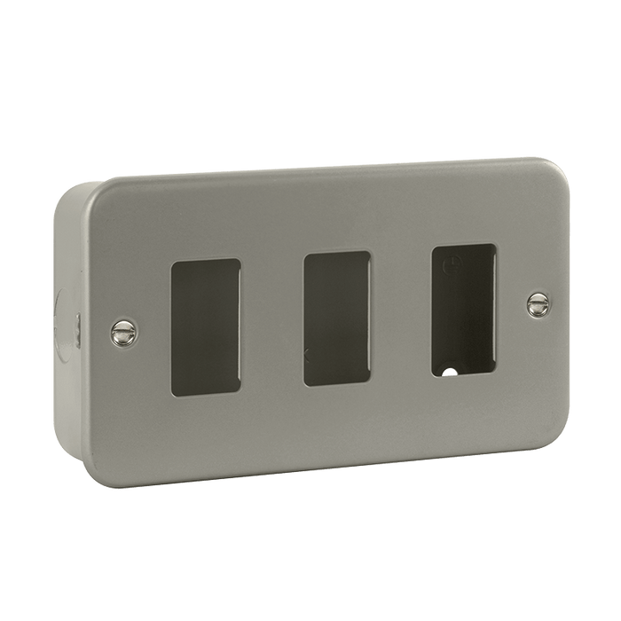 Click Scolmore GridPro CL20403 3 Gang Frontplate & Back Box
