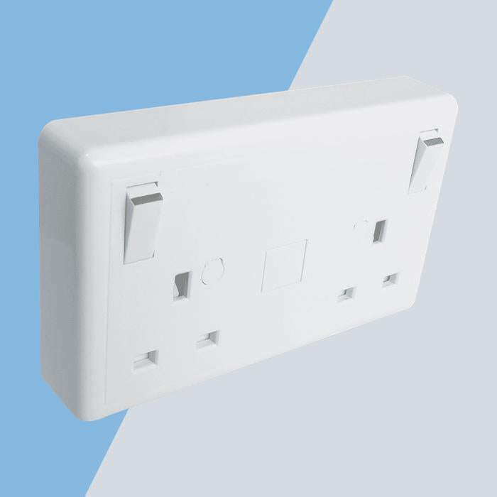 Eterna CONVERT2 Converter Socket 1 Gang to 2 Gang White