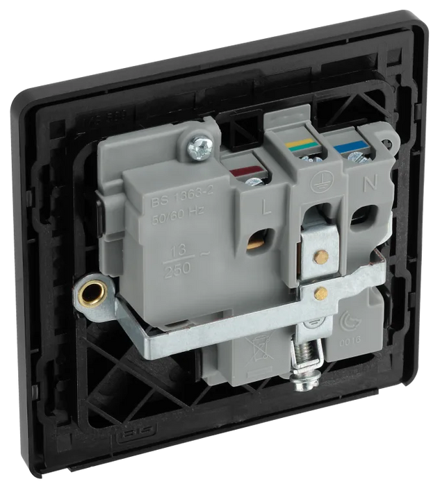 BG Evolve PCDMB21B 13A Socket Outlet Matt Black