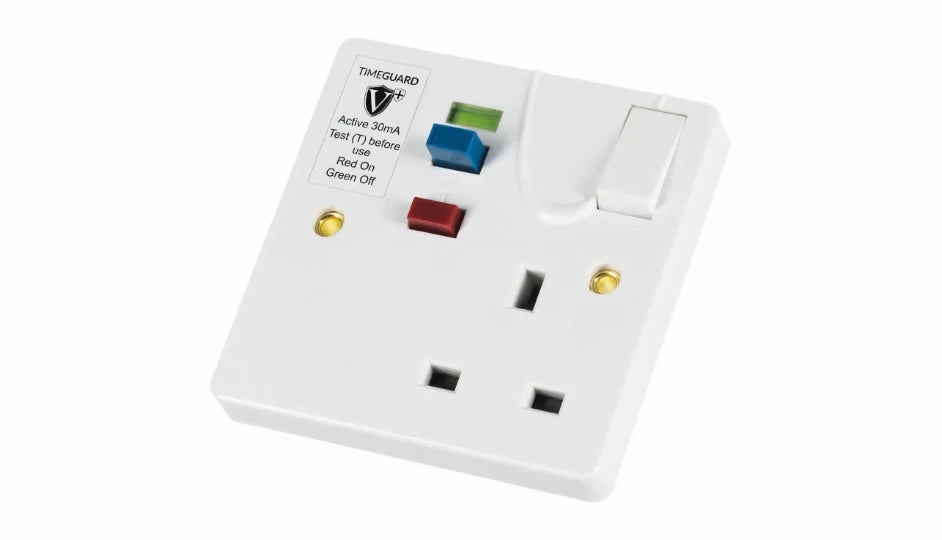 Timeguard RCD01WAVN Valiance+® RCD Protected Single Gang White Switched Socket – Active
