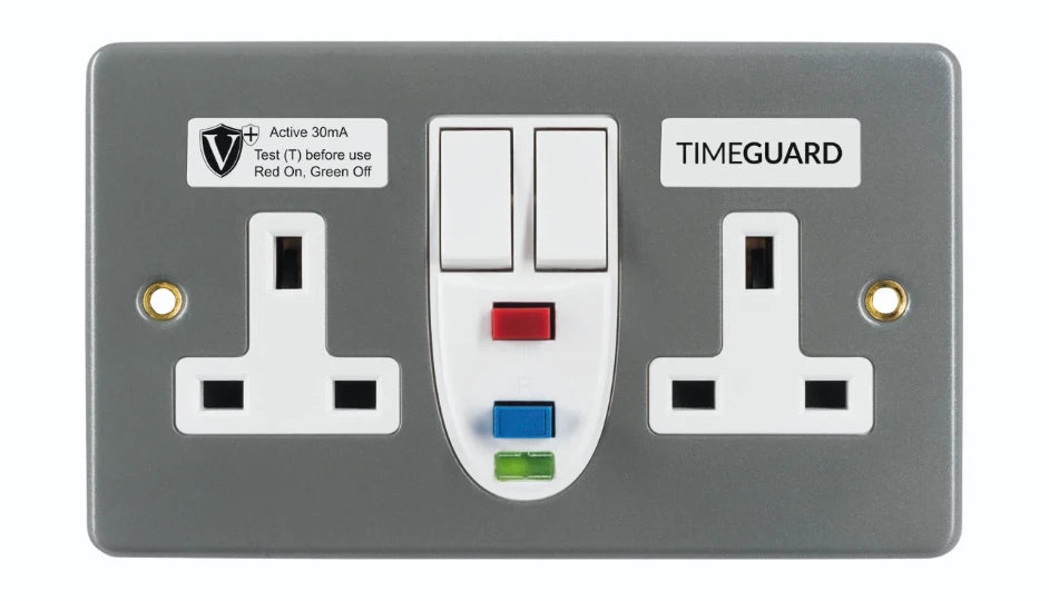 Timeguard RCD07MAVN Valiance+® RCD Protected Double Gang Metal Switched Socket – Active