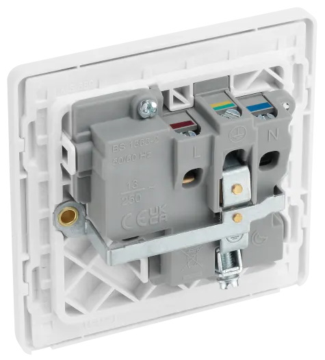 BG Evolve PCDCL21W 13A Switched Socket - Pearlescent White
