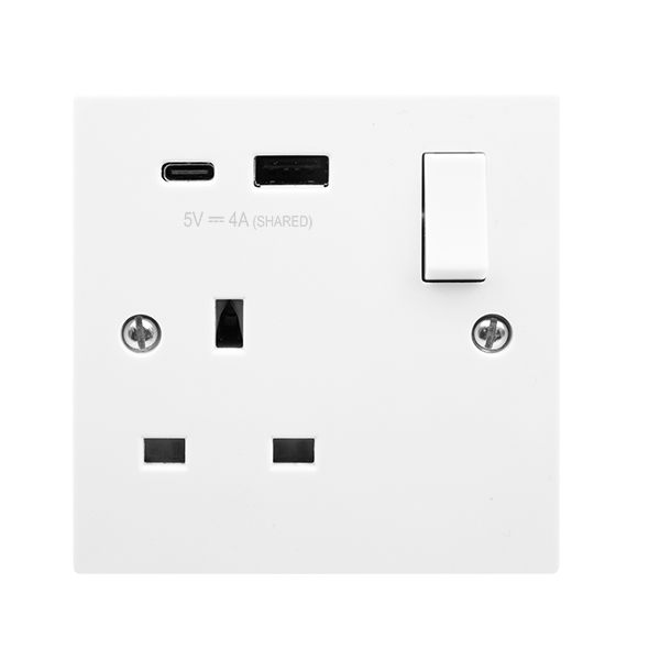 Click Scolmore PRW785 Polar 13A 1 Gang Switched Socket + Tp A&C USBs