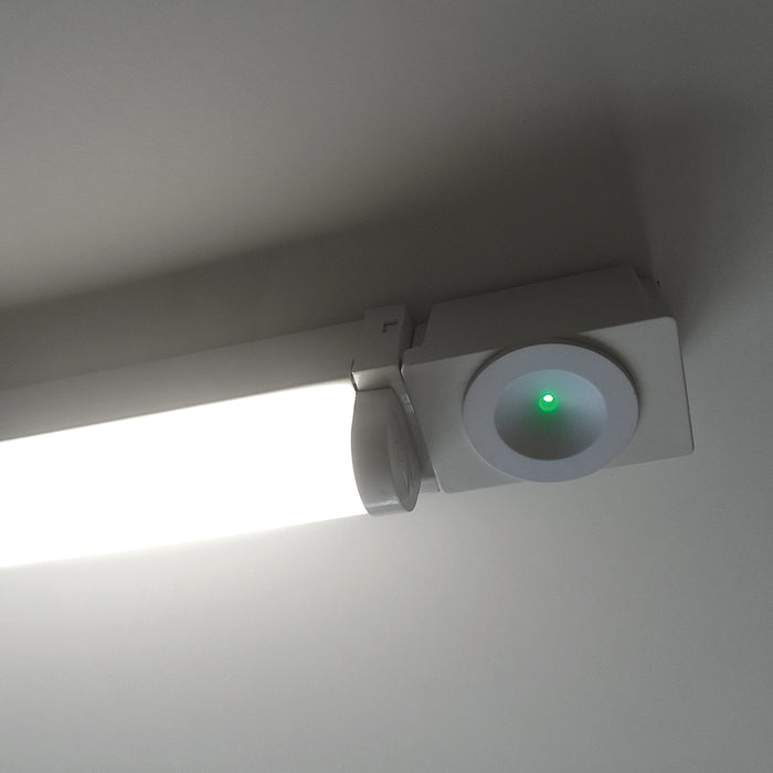 Eterna BATL5FTEM3 38W 4000K 5FT LED batten