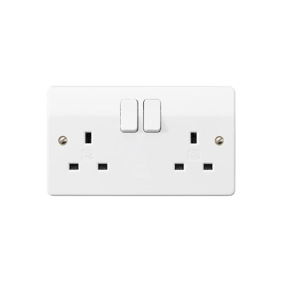 MK Electric K2747STRPWHI5PK Logic Plus White 2G DP Switched Socket w/S ...