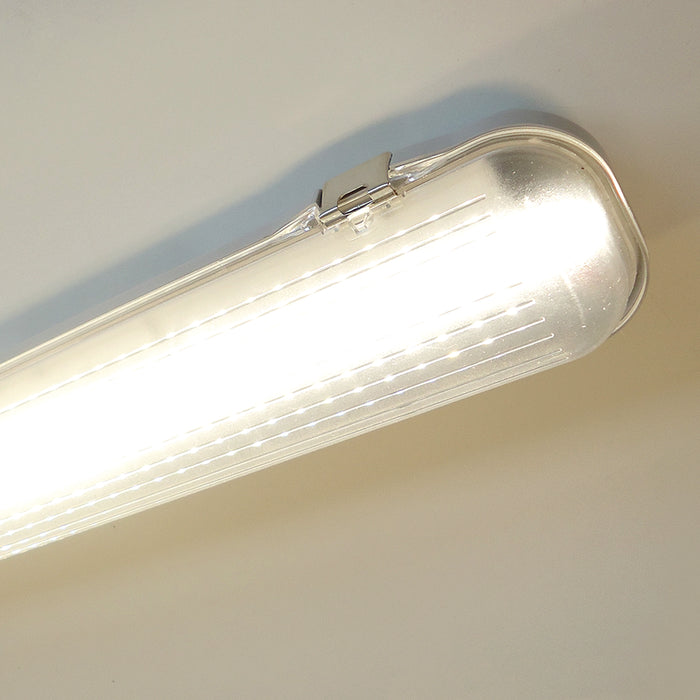 Eterna KWPEM3SIN6 Single 6ft LED emergency weatherproof batten